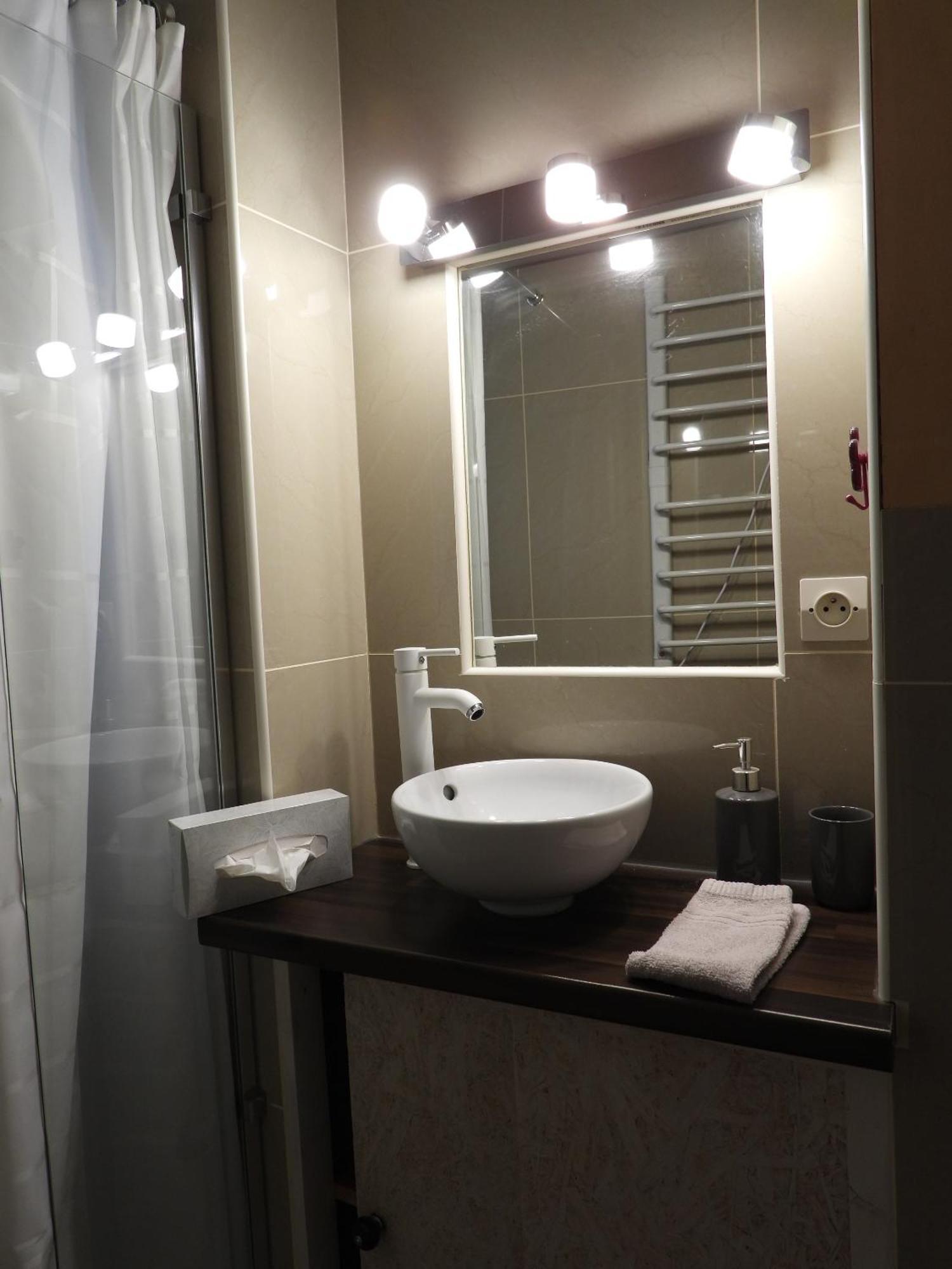 Le Miroir Aux Fées 2*