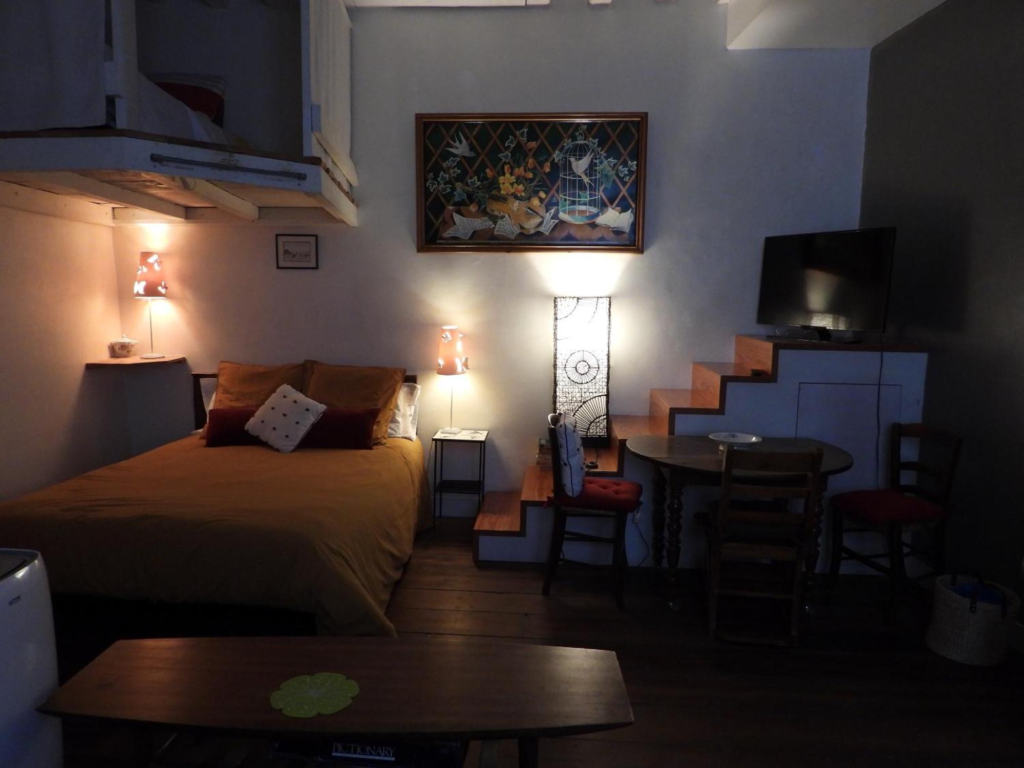 Bed & Breakfast Le Miroir Aux Fées Bordeaux