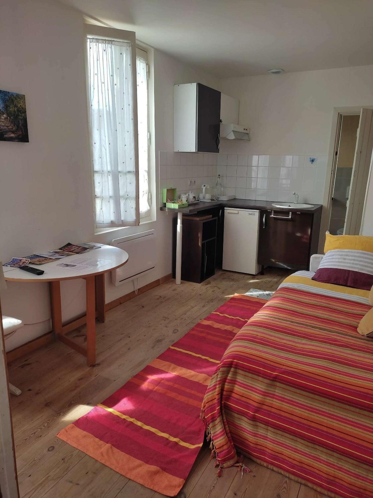 Bed & Breakfast Le Miroir Aux Fées 2*