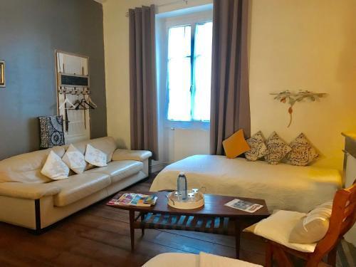 Bed & Breakfast Le Miroir Aux Fées 2*